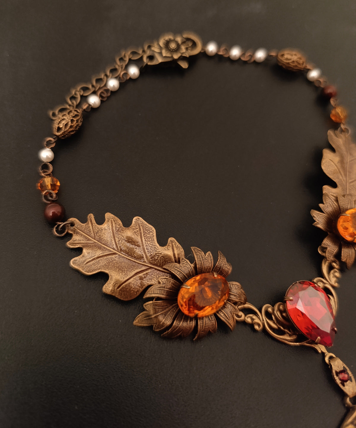 Autumn leaves necklace