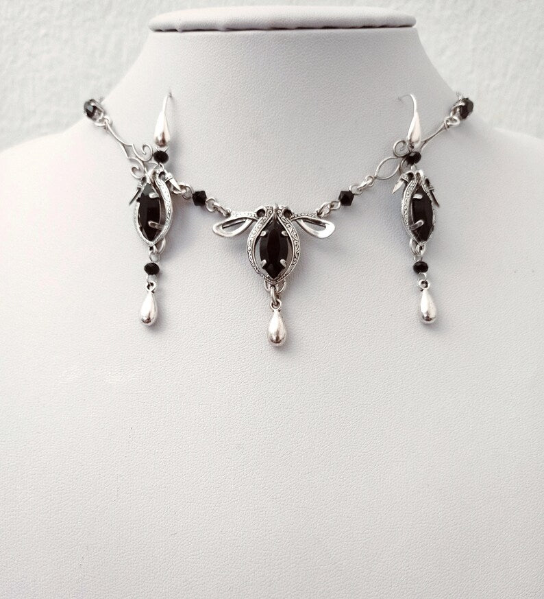 Grand Gothic Choker Silver Black Swarovski Choker – Aranwen's Jewelry