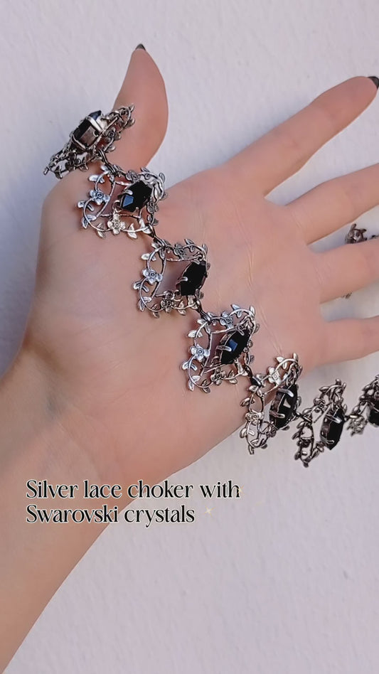Silver Leaves Choker