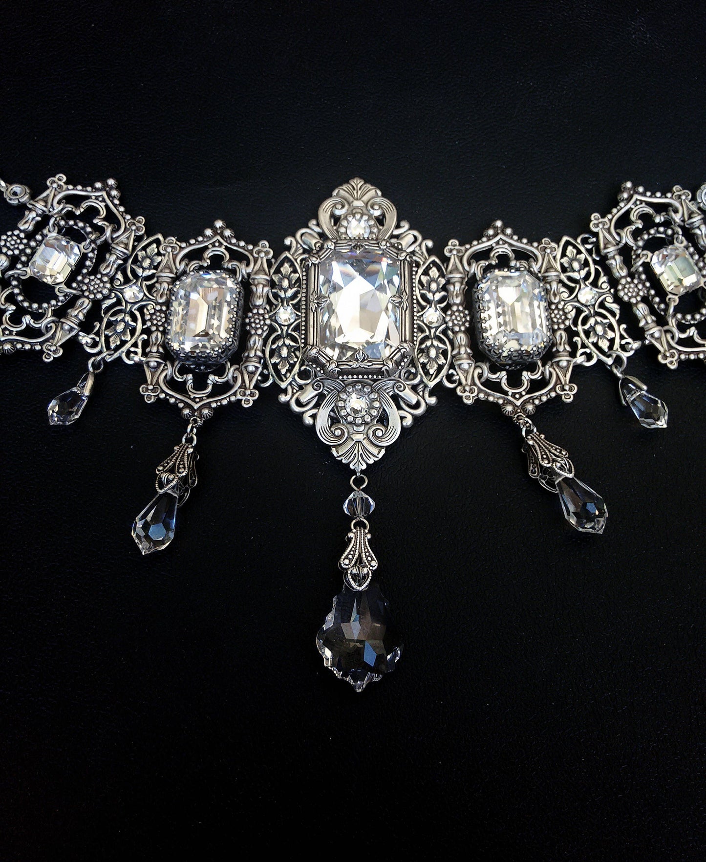 Grand Bridal Choker