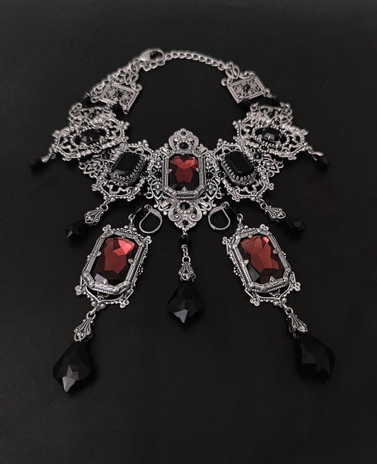Grand Gothic Choker and Earrings Set