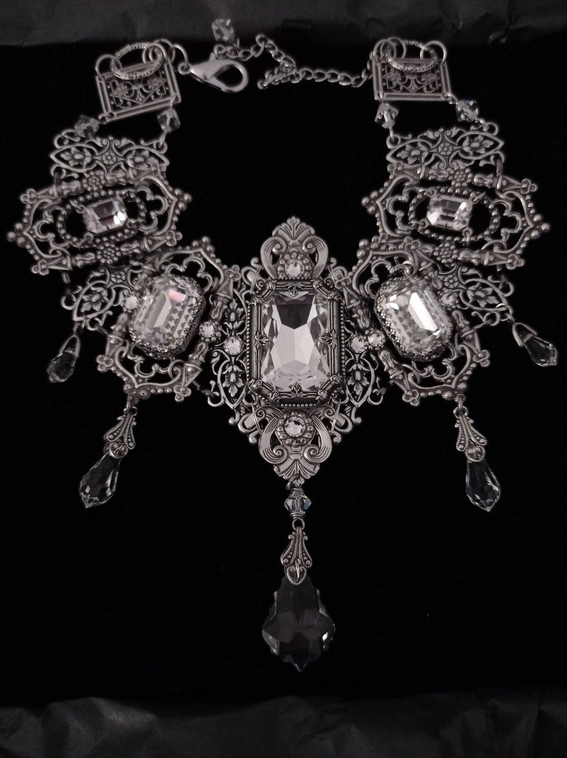 Grand Bridal Choker
