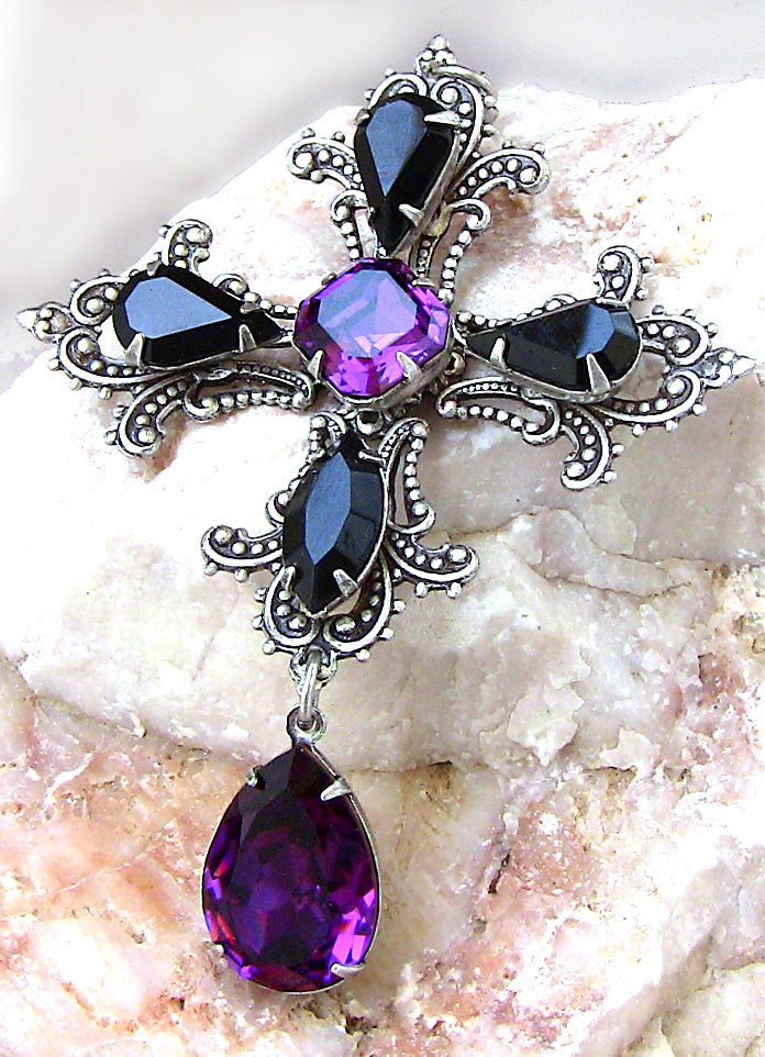 Gracefully Gothic Black And Purple Necklace – Erica's Creative Cavalcade